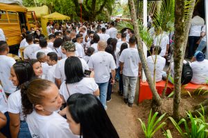 Festa Anovis, Embu-Guaçu e Laboratil